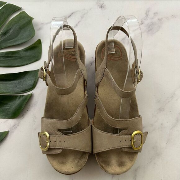Dansko Womens Sandi Sandals Size 39 Cream Beige Leather Chunky Heel Comfort - Picture 2 of 6